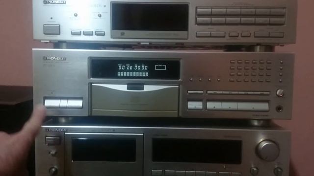 Pioneer PD-S701, not working CD trolley смотреть онлайн