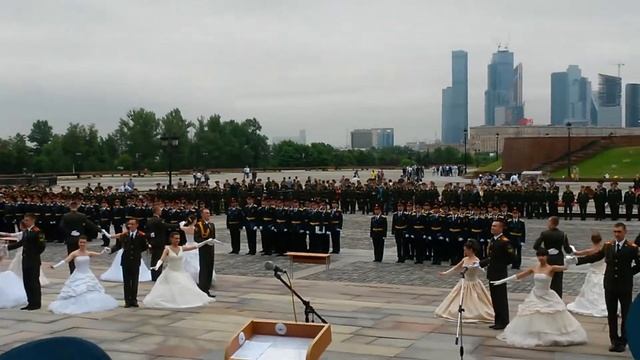 Лейтенантский и Вальс Цветов, Гора, 2015 года смотреть онлайн