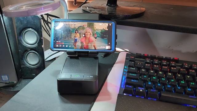 JOYROOM 3 In 1 Cell Phone Speaker Stand | Stand Charger & Speaker смотреть онлайн