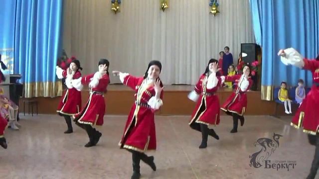 Грузинский танец смотреть онлайн