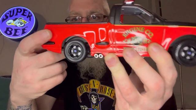 CRACK IT!! 1/21 Maisto Special Edition Exclusive Style Ford SVT F-150 Lightning , Unbox And Chat! смотреть онлайн