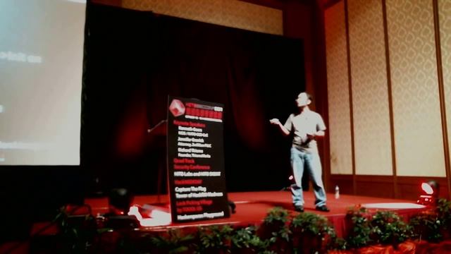 HITB2011KUL - D1T1 - Mahmud Ab Rahman - Reverse Engineering Android Malware смотреть онлайн