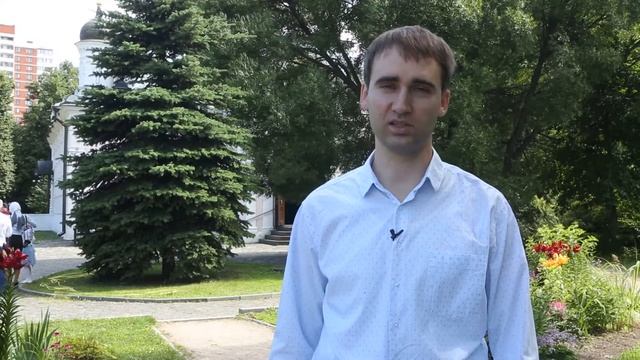 Крещение в Храме Живоначальной Троицы в Москве смотреть онлайн