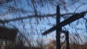 Мечта хозяюшки - компактная бельевая верёвка на кованых столбах!