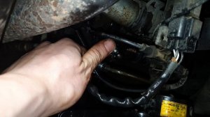 Замена рабочего цилиндра, прокачка сцепления самостоятельно хендай акцент. huyndai accent