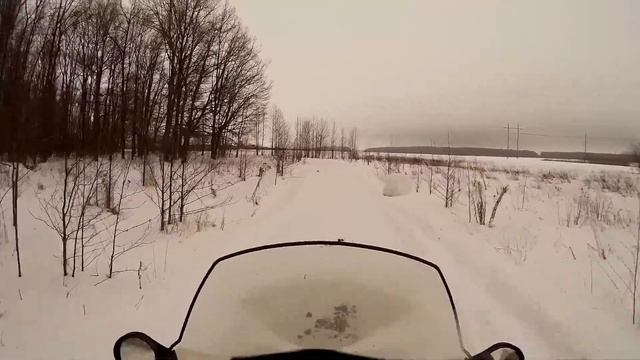 Небольшой прохват на снегоходе BRP Ski-Doo/A Little Ride On A Snowmobile BRP Ski-Doo