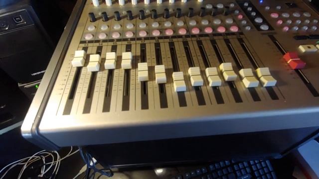 Roland SI24 смотреть онлайн