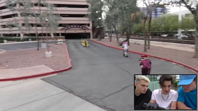 When your drone see's Clowns on electric scooters, Let them pass and DO NOT get in their way! смотреть онлайн