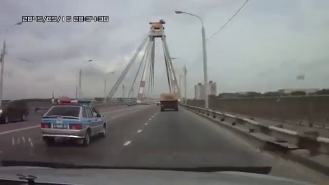 Как ДПС подставил машину. смотреть онлайн