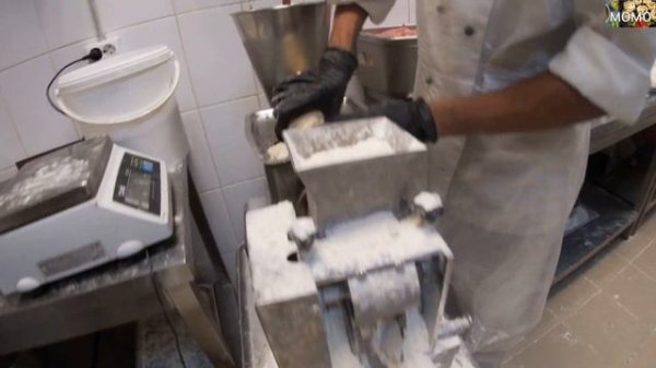 Pelmeni  Пельменные аппараты JGL-135 и  4k   2020