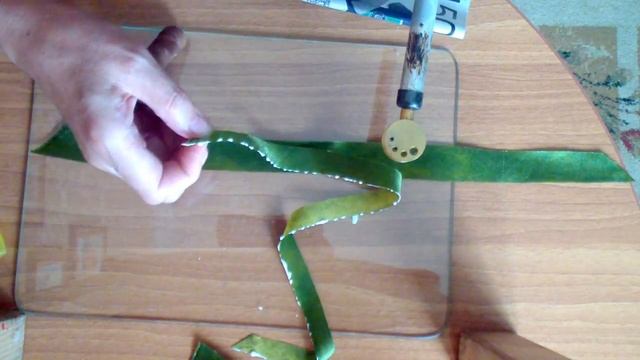 Как сделать стебли из ткани с помощью фильеры смотреть онлайн