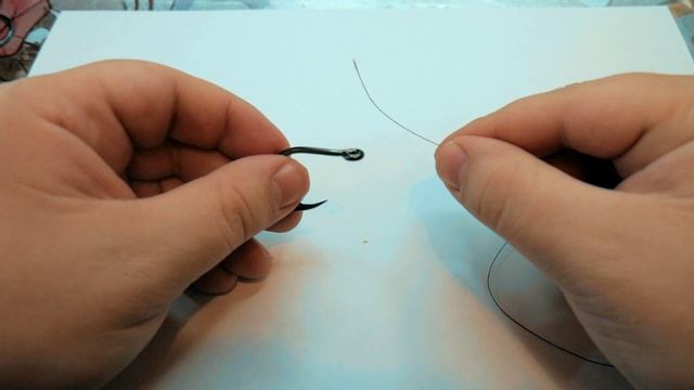 Как привязать крючок к леске с ушком и с лопаткой. Самый простой и надежный способ. смотреть онлайн