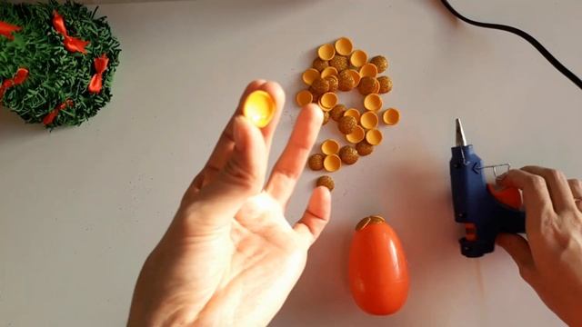 Новогодние игрушки своими руками/Шишка из фоамирана смотреть онлайн