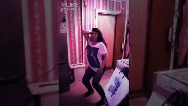 Спор с музыкой и без музыки танец смотреть онлайн