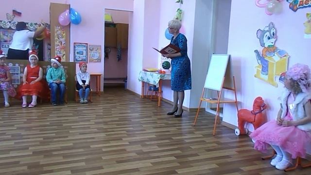 В гостях у Белоснежки и гномов. смотреть онлайн