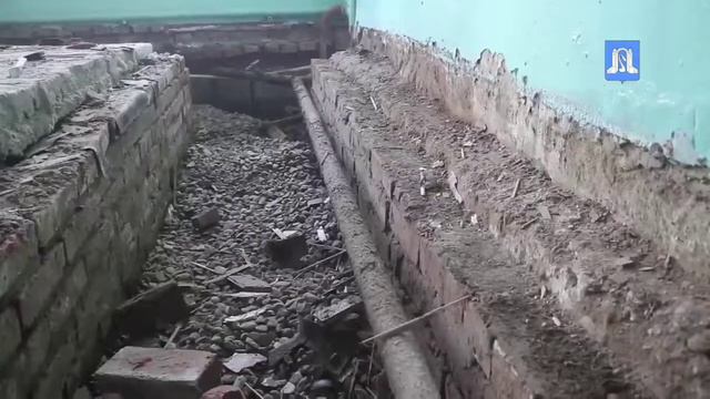 В школе ст. Суздальская капитально ремонтируют полы на первом этаже. смотреть онлайн