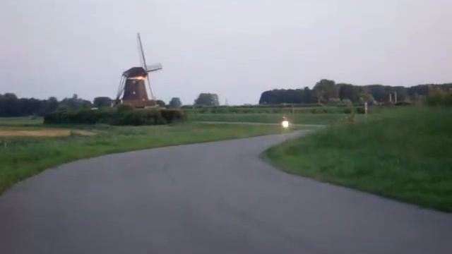 Suzuki GSX 600F смотреть онлайн