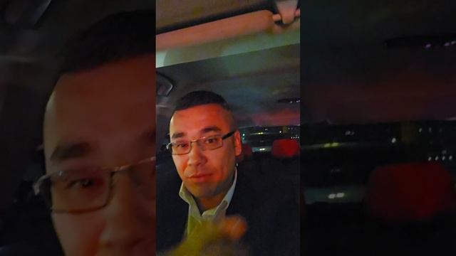 Пробки и умники на дороге. Научитесь уважать друг друга. #пробки #авто #1million смотреть онлайн