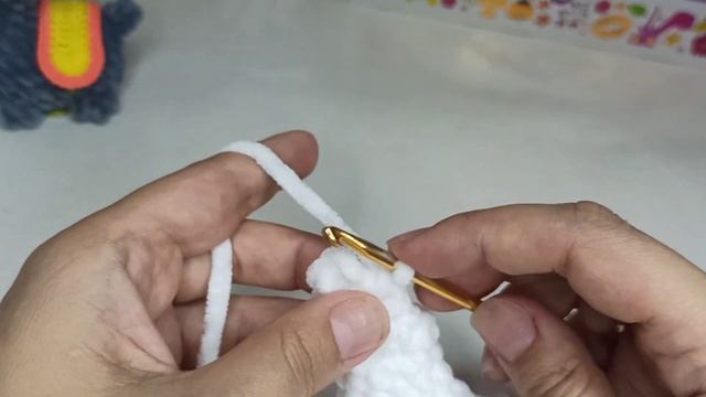 Лама/альпака мини игрушка крючком МК смотреть онлайн