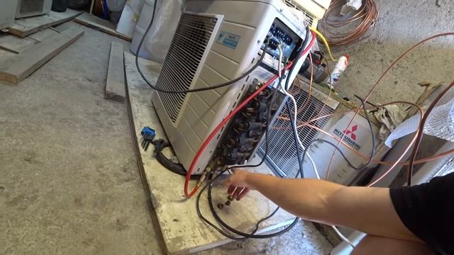 Отбеливание пластика кондиционера и ремонт мультисплит-системы Daikin смотреть онлайн