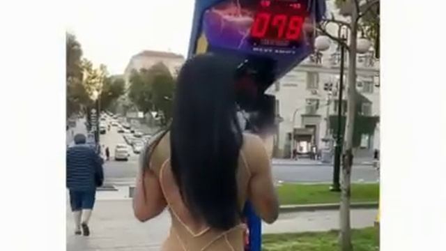 Мощный удар смотреть онлайн