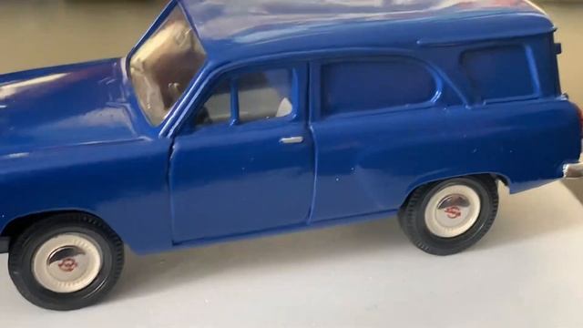 МОСКВИЧ 430 ЛУМЗ | ОБЗОР НА МОДЕЛЬ 1:43 МОСКВИЧ 430 | РУЧНАЯ РАБОТА смотреть онлайн