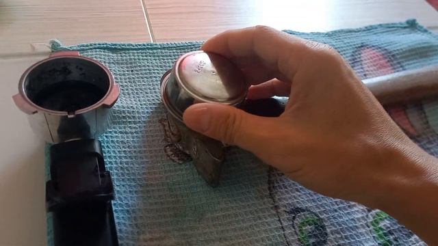 КАК РАЗОБРАТЬ И ПОЧИСТИТЬ СИТЕЧКО РОЖКОВОЙ КОФЕВАРКИ смотреть онлайн