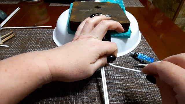 Красивая ручка для корзин из бумажных трубочек#ЮлияЧарыкова#бумажнаялоза смотреть онлайн