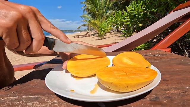 как правильно чистить манго ? #mango #чистимманго #howtopeelamango смотреть онлайн