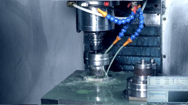 KVL850 Сверление, Нарезание резьбы метчиком на станке KVL смотреть онлайн