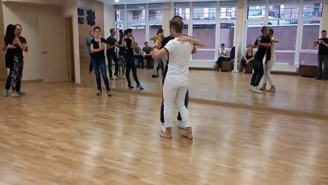 Kizomba Fusion - Kristofer Mencák & Andrei Zhulid смотреть онлайн