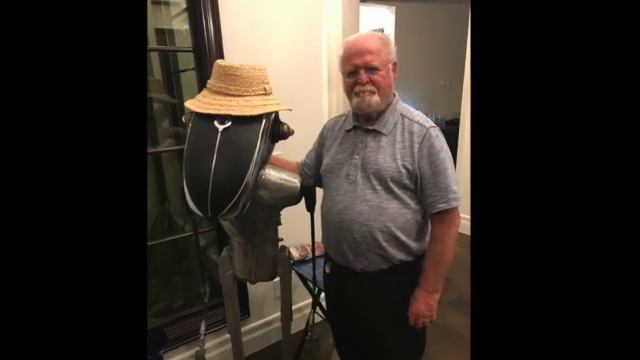 WOTF Podcast: Larry Niven creator of Known Space discusses writing hard sci fi смотреть онлайн