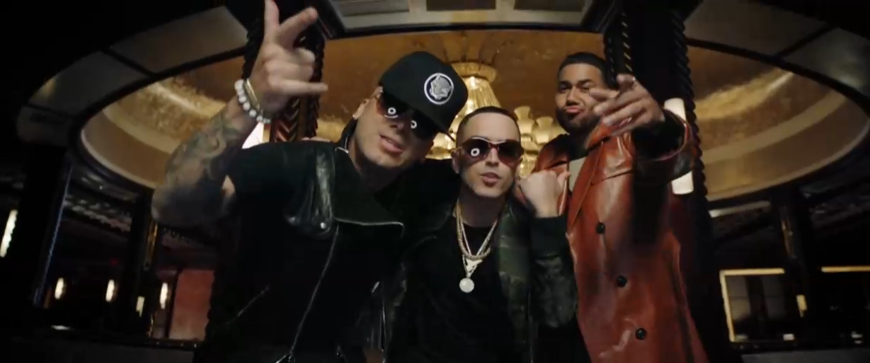 Wisin & Yandel, Romeo Santos - Aullando (2019 Official Video) смотреть онлайн