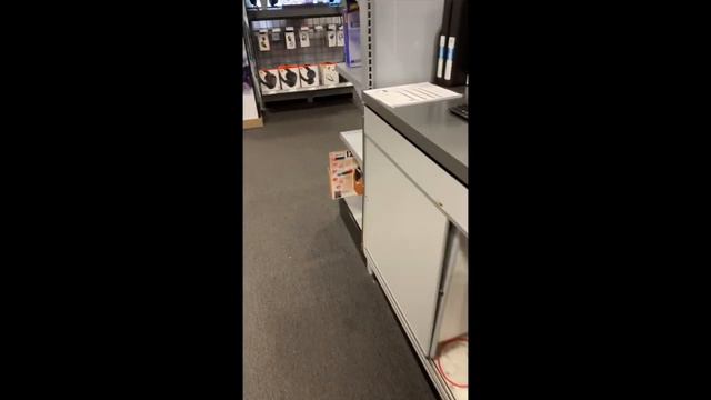 Tour of Jefferson Mall & Best Buy..🎧📱📺🖥⌨️💻🧐 смотреть онлайн