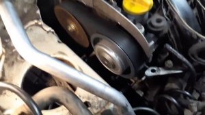 Пробитый Фазорегулятор.Течет масло с ваноса Редко но метко.Рено Меган 2.