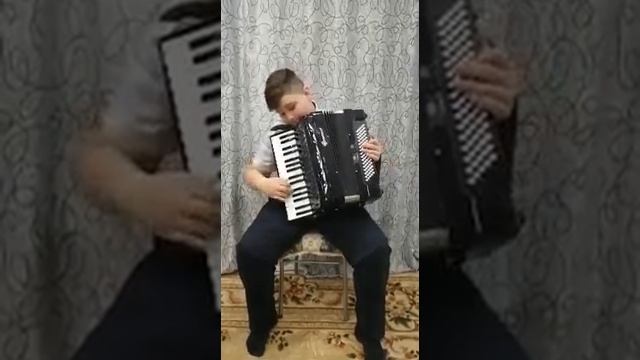 Майский вальс #поемнегромкоопобеде смотреть онлайн