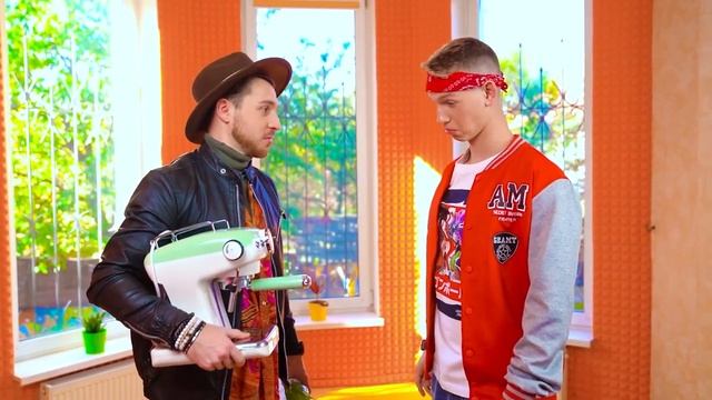 СКОЛЬКО МОЖНО НЕ СПАТЬ? 36 ЧАСОВ БЕЗ СНА ЧЕЛЛЕНДЖ ОТ БОТА! смотреть онлайн