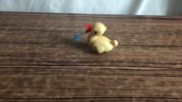 Заводная механическая игрушка -Утенок с мотыльком.СССР.Редкость смотреть онлайн