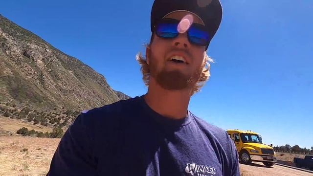 Oh No! Ford Goes Too Fast Into A Massive Ditch! смотреть онлайн