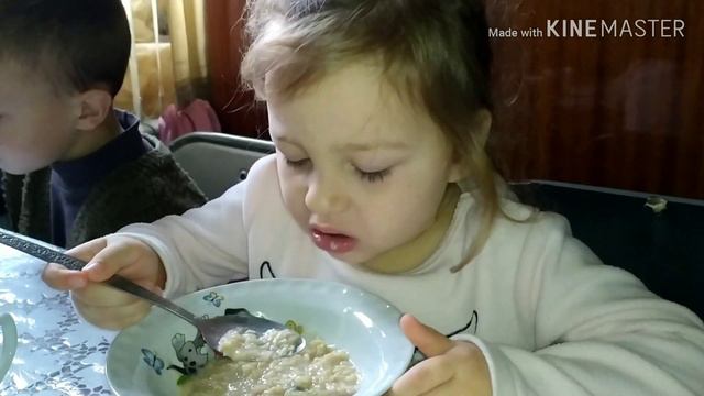 ВЛОГ ✔️ Нажарила ЧЕБУРЕКИ/Наше ТВОРЧЕСТВО/Без ИНТЕРНЕТА/Где ЗИМА/ХАНДРА/Семья Стулень/Family Stulen смотреть онлайн