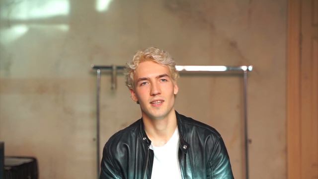 Ёмкая визитка. Востриков Дмитрий 22 года