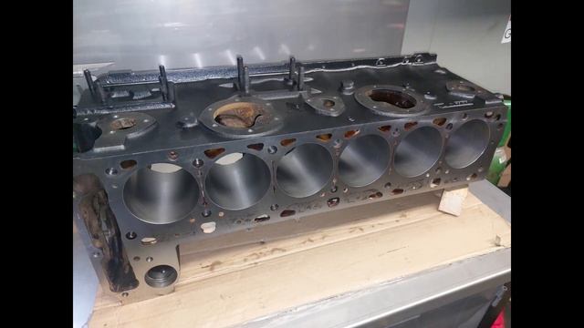 Mercedes 280 SE M110 Rebuilding