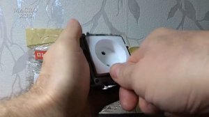 Обзор розетки Legrand Etika.