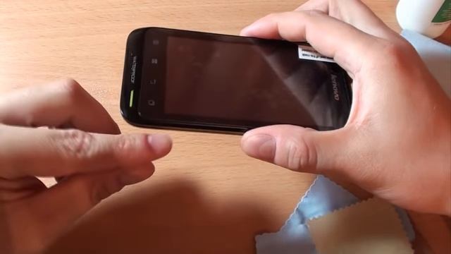 Как правильно и легко наклеить защитную пленку на смартфонКак правильно и легко наклеить защитную пл смотреть онлайн