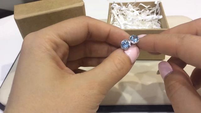 Пуссеты 1582 из белого золота 585 пробы с топазами swiss смотреть онлайн