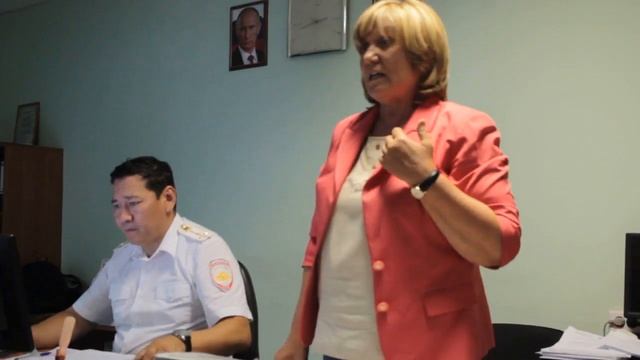 Лекция в ГИБДД о трезвости для водителей. Урок в автошколе о трезвости на дорогах смотреть онлайн