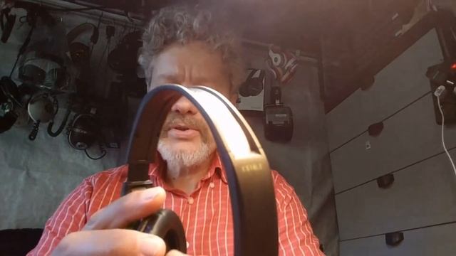 AKG K518LE смотреть онлайн