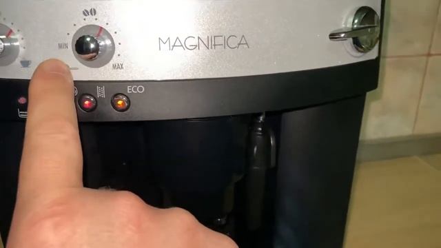 Espressor Automat cafea DeLonghi ESAM 3000 смотреть онлайн