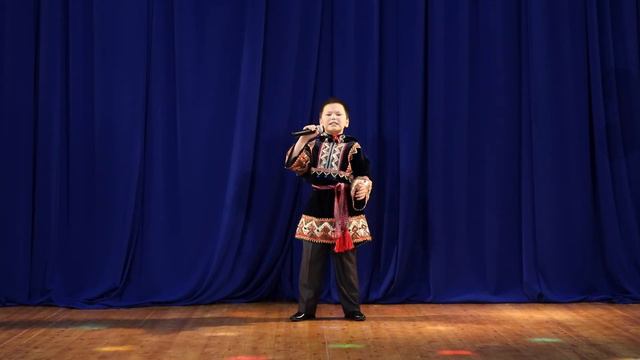 ДК"Снежный" Няруй Вадим- Едем, едем мы по тундре смотреть онлайн