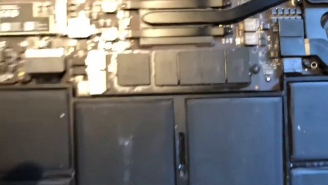 MacBook Air 11” Mid 2013 A1465 не загружается смотреть онлайн